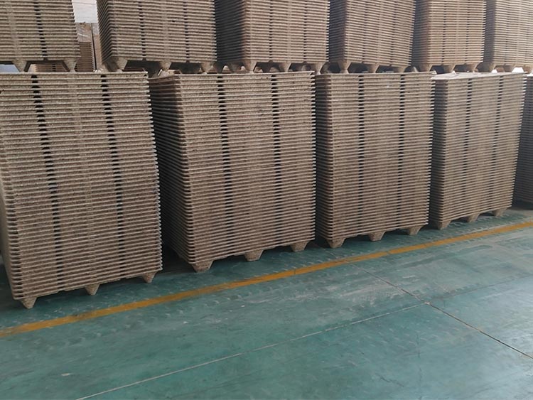 Seleção de materiais e vantagens do produto de paletes moldados